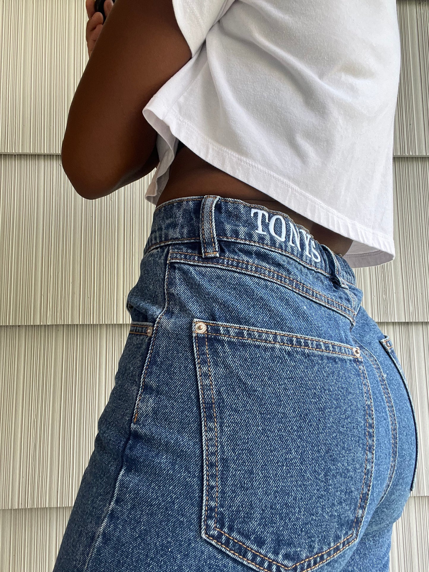 MESSY ADJUSTABLE JEANS