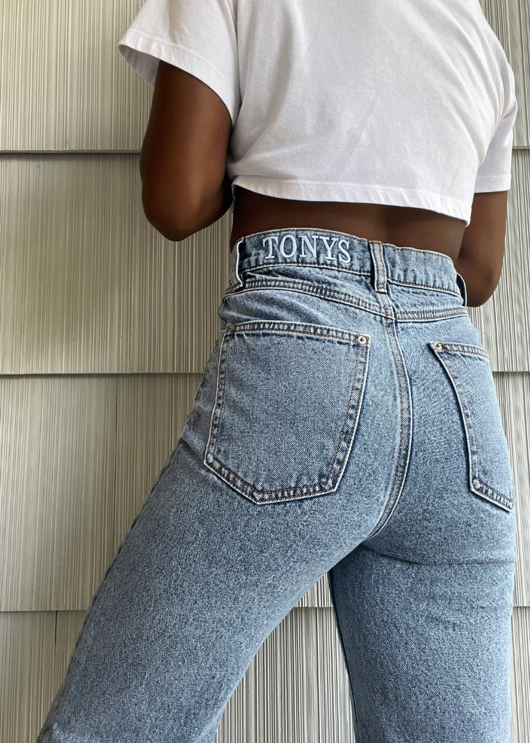 MESSY ADJUSTABLE JEANS